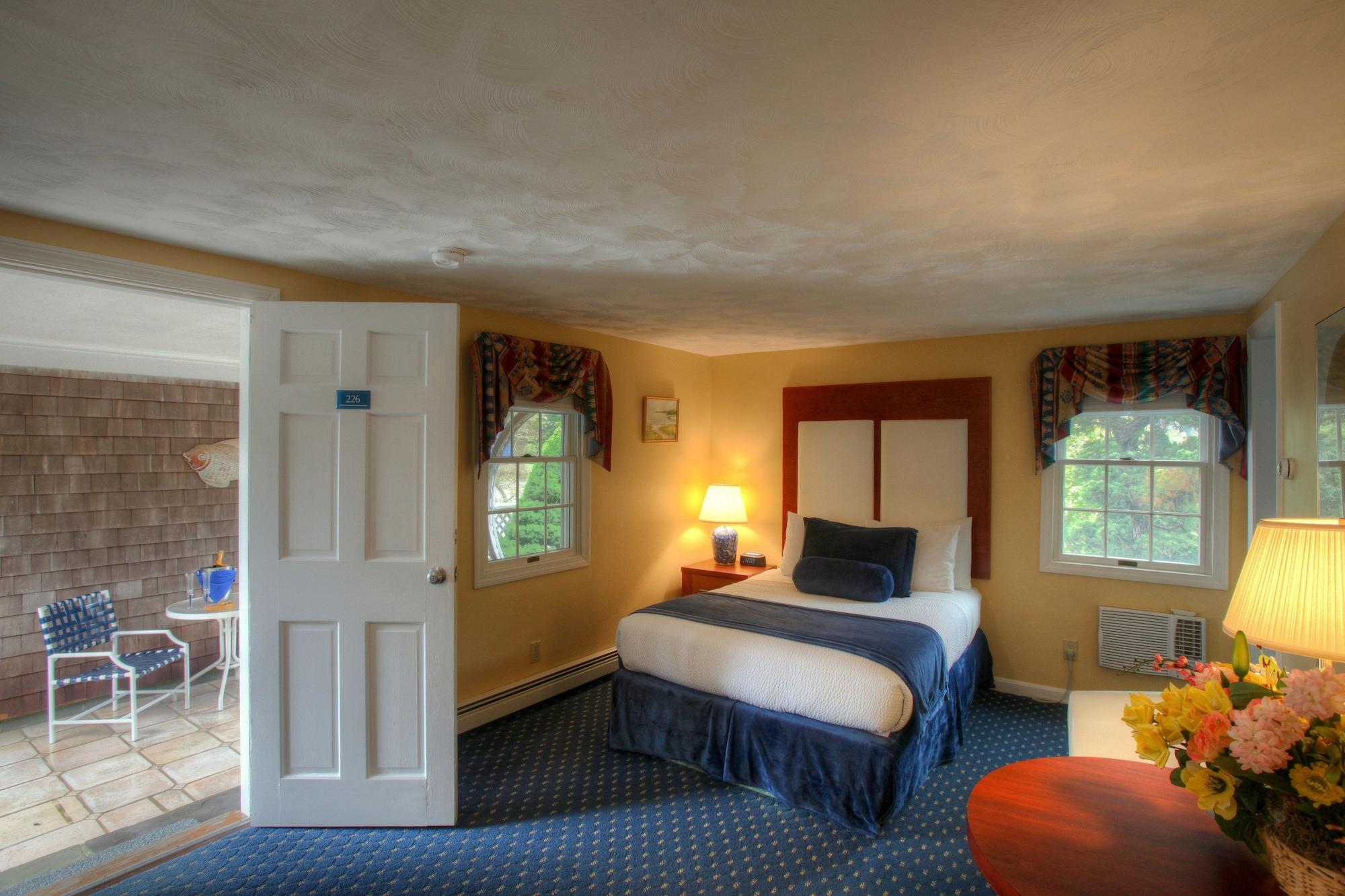 Pleasant Bay Village Resort Чатем Экстерьер фото
